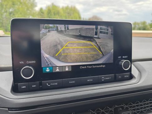 Used 2025 Honda Accord LX image 26