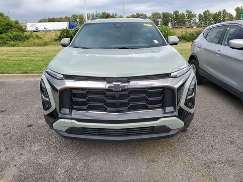 Used 2026 Chevrolet Equinox ACTIV w/ Convenience Package III AWD/4WD image 5