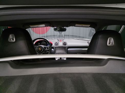 Used 2017 Porsche 718 Cayman image 37