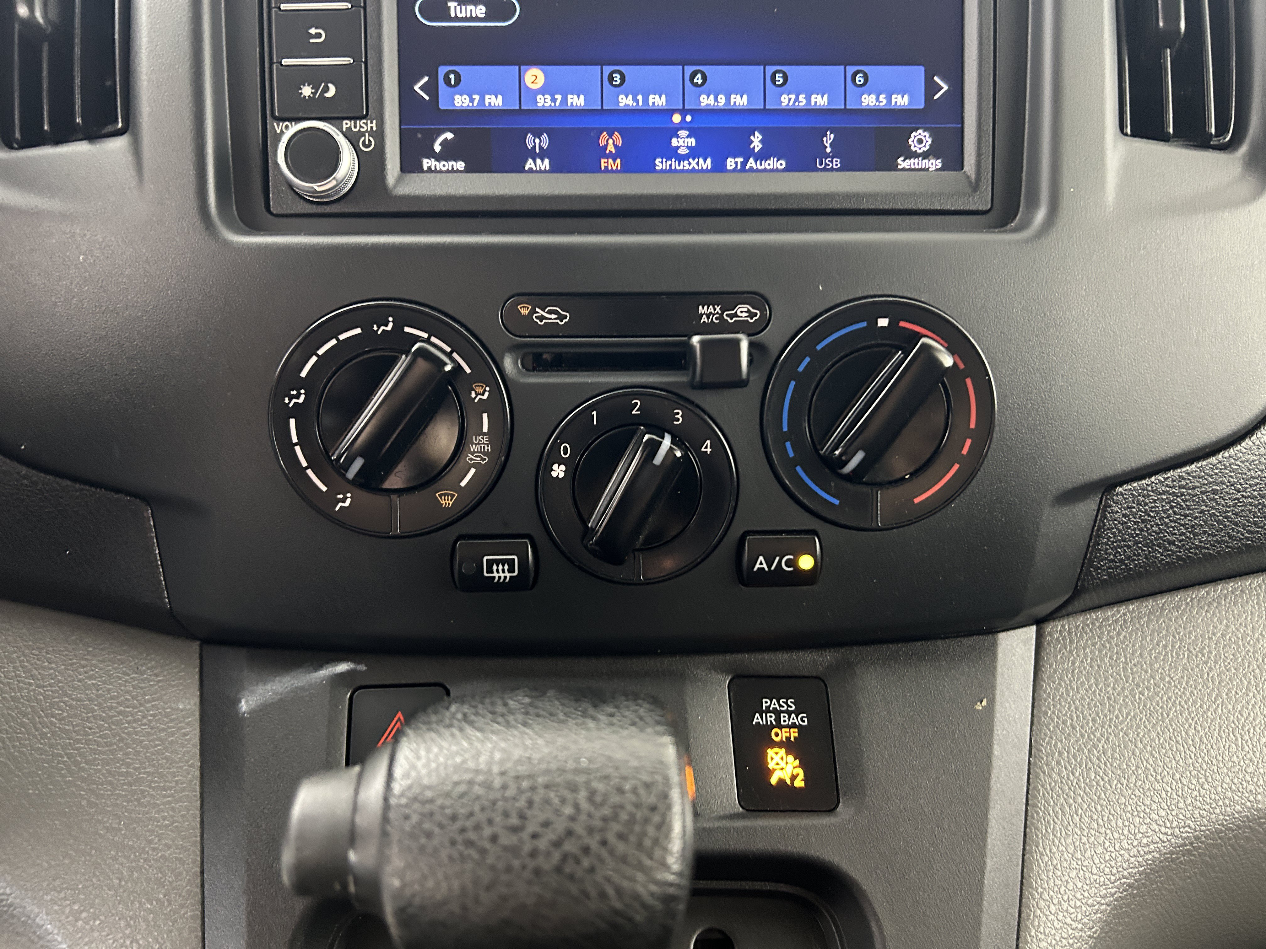 Used 2021 Nissan NV200 S w/ Back Door Glass Package FWD image 18