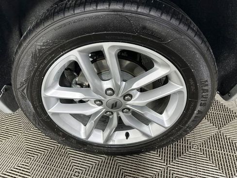 Certified 2024 Dodge Durango GT image 5