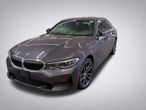 Used 2020 BMW 330i xDrive Sedan w/ Convenience Package image 8