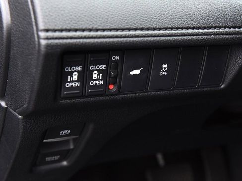 Certified 2025 Honda Odyssey Sport-L image 11