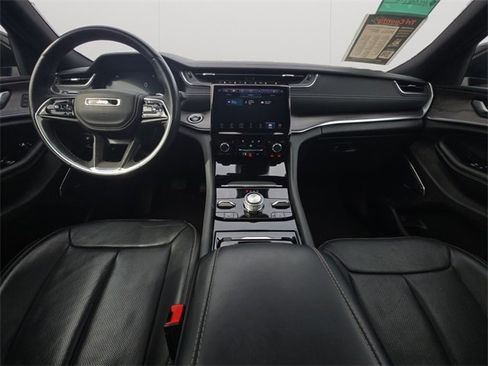 Used 2022 Jeep Grand Cherokee L Overland image 18