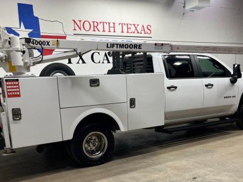 Used 2020 Chevrolet Silverado 3500 W/T w/ WT Convenience Package AWD/4WD image 2