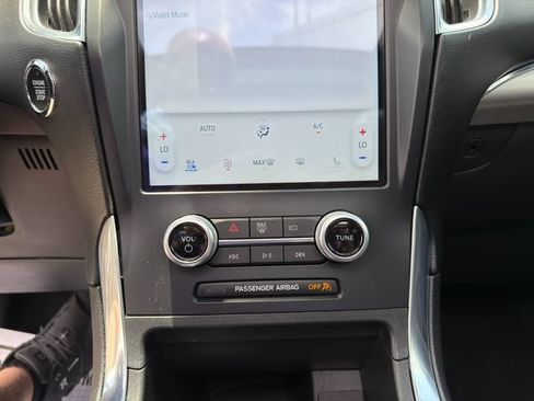 Used 2022 Ford Edge ST w/ Equipment Group 401A AWD/4WD image 31
