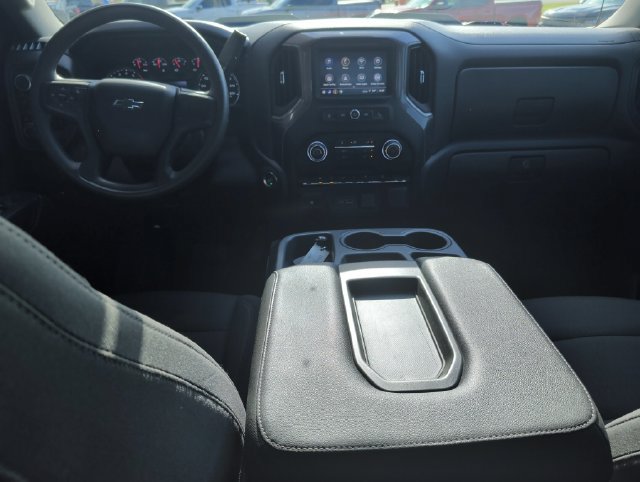 Used 2024 Chevrolet Silverado 1500 Custom Trail Boss w/ LPO, Dark Essentials Package AWD/4WD image 14