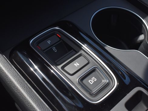 New 2025 Honda Pilot Sport image 23