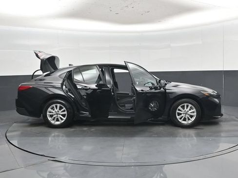 Used 2025 Toyota Camry LE FWD image 57