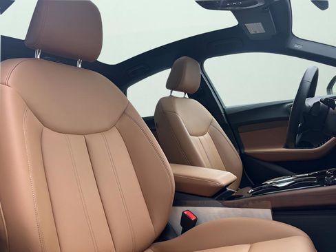 Used 2025 Audi A5 2.0T Premium w/ Convenience Package image 51