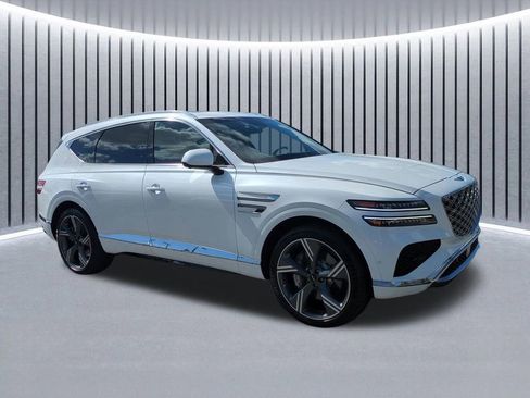 Used 2025 Genesis GV80 3.5T Prestige image 3