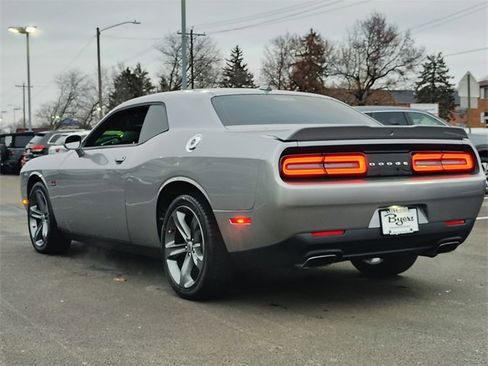 Used 2018 Dodge Challenger R/T w/ Sound Group image 8