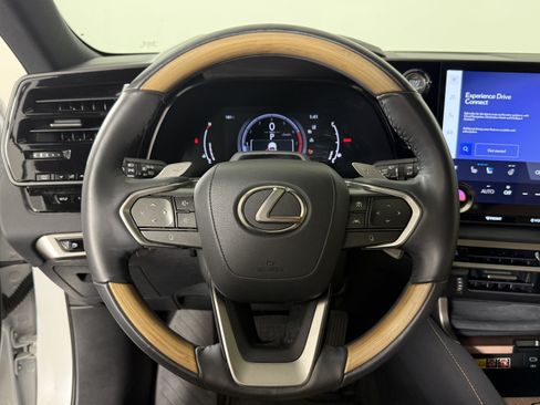 Used 2024 Lexus RX 350 Premium Plus w/ Convenience Package FWD image 16