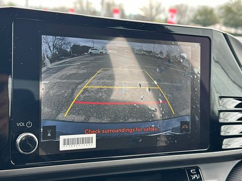 Certified 2025 Toyota Camry SE w/ Convenience Package image 27