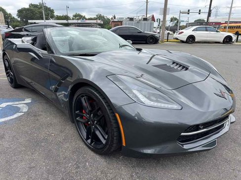 Used 2019 Chevrolet Corvette Stingray Convertible w/ 2LT Preferred Equipment Group RWD image 3