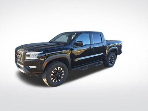 Used 2023 Nissan Frontier PRO-4X w/ Technology Package image 3