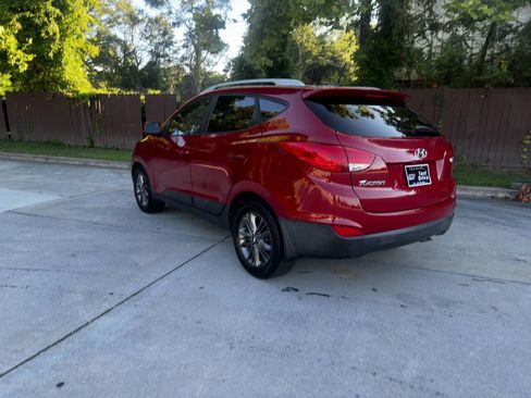Used 2015 Hyundai Tucson SE image 16