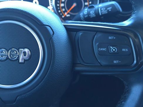 Used 2022 Jeep Wrangler Unlimited Sport AWD/4WD image 26