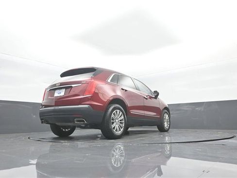 Used 2018 Cadillac XT5 Luxury w/ Driver Awareness Package image 33