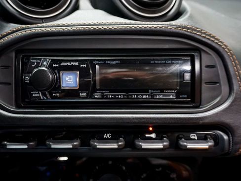 Used 2020 Alfa Romeo 4C Spider w/ Bright Package image 25