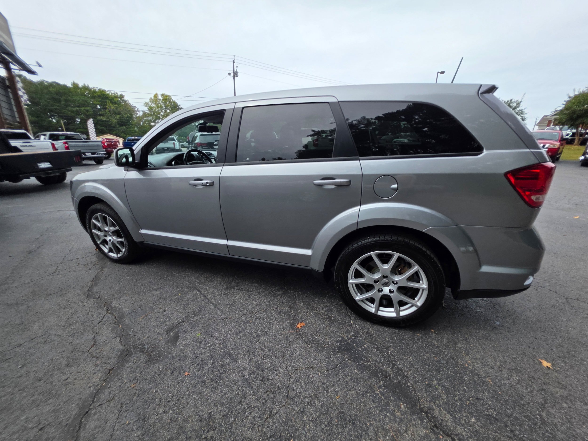 Used 2019 Dodge Journey GT FWD image 8