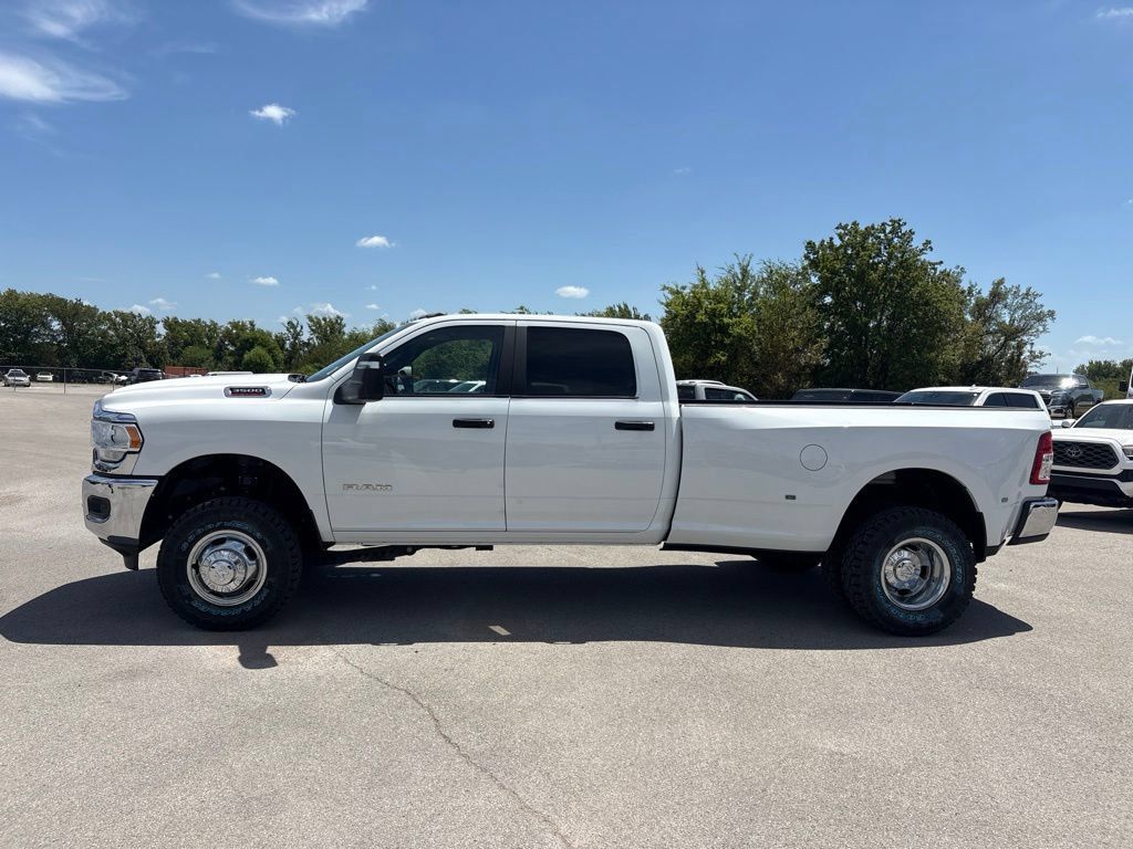 Used 2024 RAM 3500 Big Horn w/ Protection Group AWD/4WD image 36