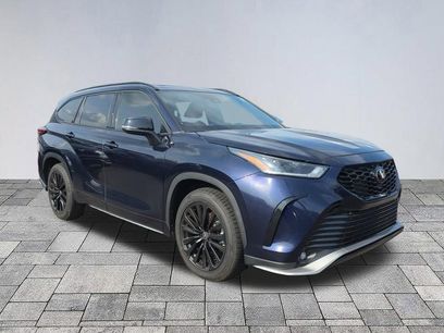 Used 2023 Toyota Highlander XSE