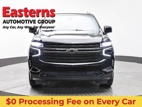 Used 2022 Chevrolet Suburban RST w/ Luxury Package AWD/4WD image 2