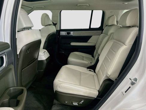 Used 2025 Hyundai Santa Fe Calligraphy FWD image 20
