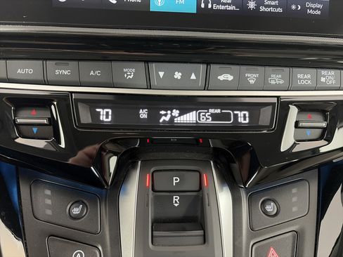 Used 2025 Honda Odyssey Touring image 28