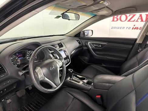 Used 2018 Nissan Altima 2.5 SR w/ SR Midnight Edition FWD image 12
