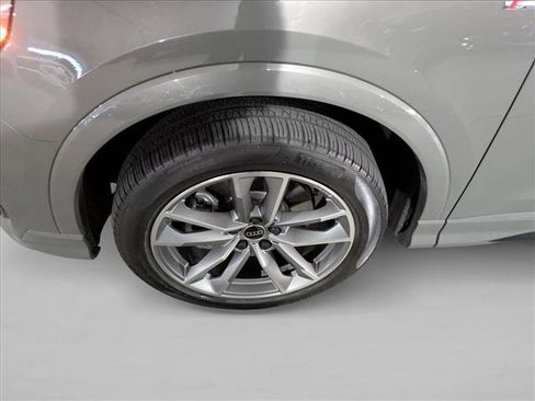 Certified 2024 Audi Q3 2.0T Premium Plus image 24