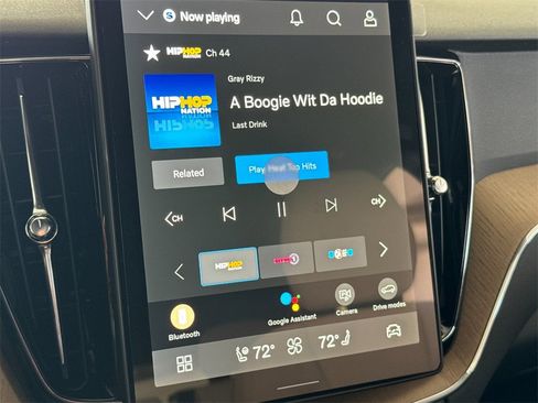 New 2026 Volvo XC60 B5 Plus w/ Protection Package Premier image 17