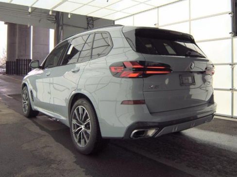Used 2026 BMW X5 xDrive40i image 5
