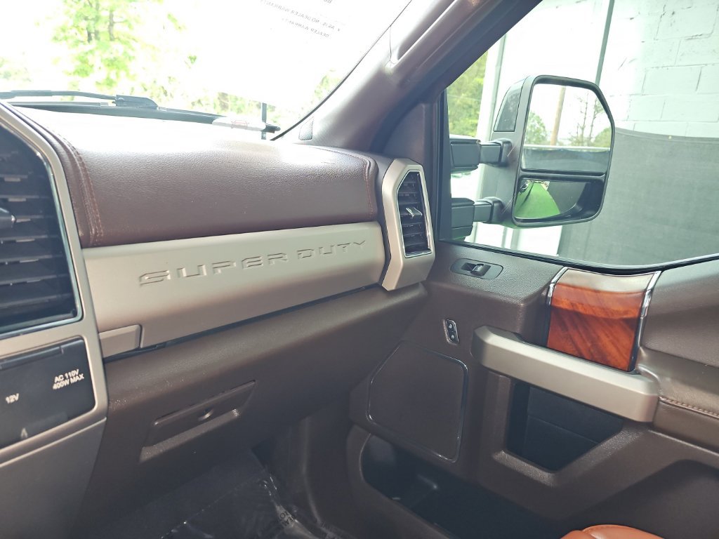 Used 2022 Ford F250 King Ranch w/ King Ranch Ultimate Package AWD/4WD image 25