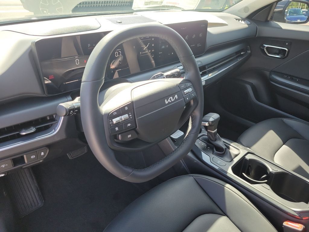 New 2026 Kia K4 EX FWD image 22