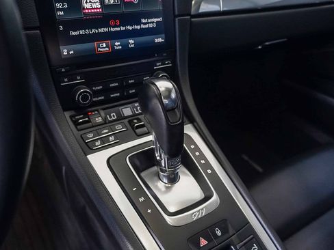 Used 2018 Porsche 911 Carrera RWD image 18