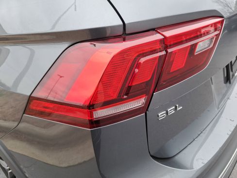 Certified 2024 Volkswagen Tiguan SEL R-Line image 33