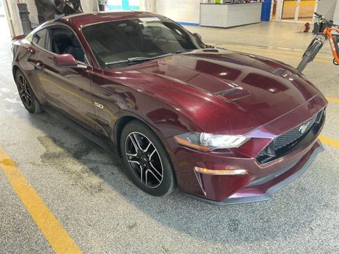 Used 2018 Ford Mustang GT RWD image 5