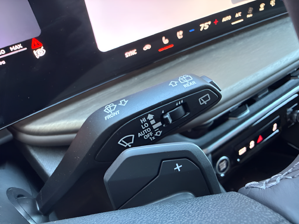 New 2026 Audi Q5 Premium AWD/4WD image 24