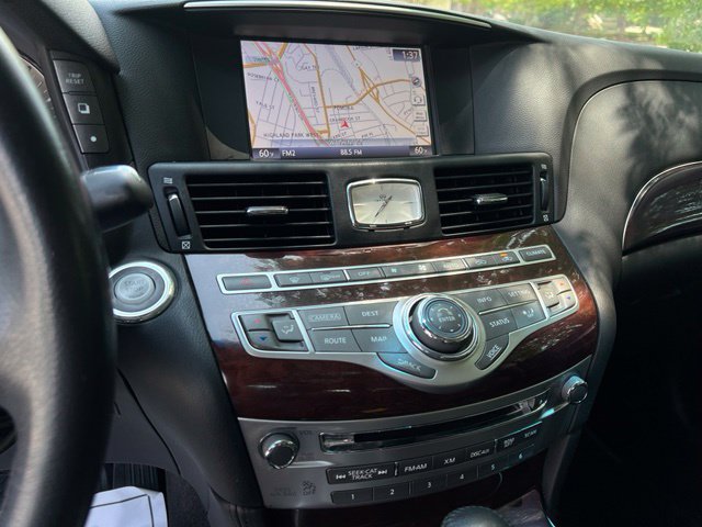 Used 2017 INFINITI Q70 L 3.7 AWD/4WD image 37