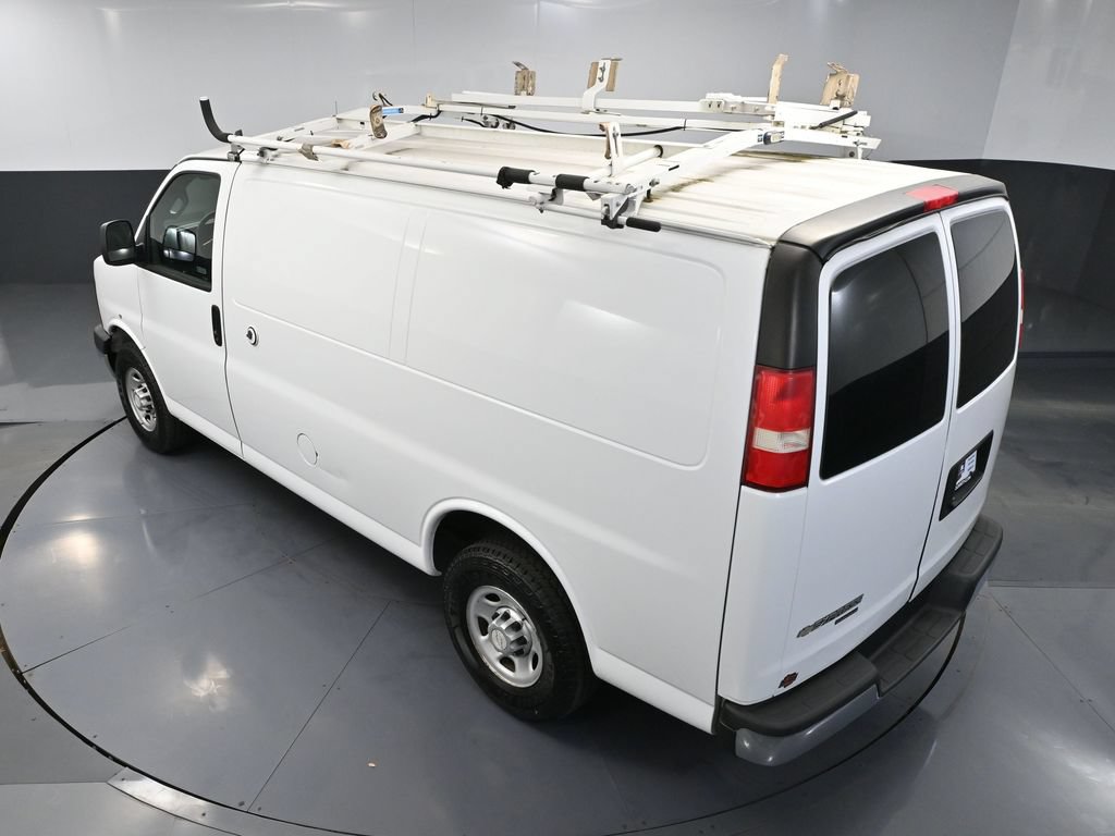 Used 2016 Chevrolet Express 2500 RWD image 39