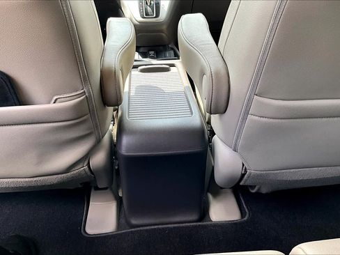 Used 2012 Honda CR-V EX-L image 37