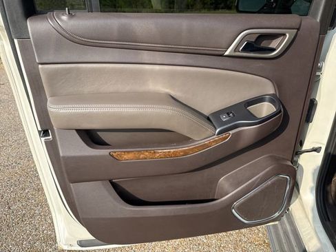 Used 2015 GMC Yukon XL Denali w/ Touring Package image 11