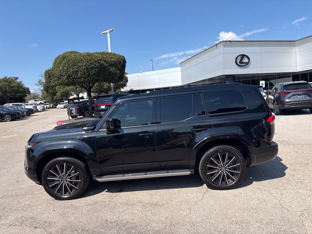 Certified 2024 Lexus GX 550 w/ Cold Area Package AWD/4WD image 2