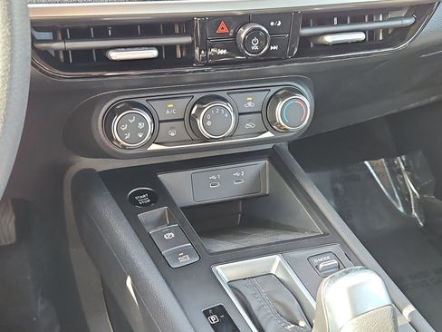 New 2026 Nissan Kicks S image 19