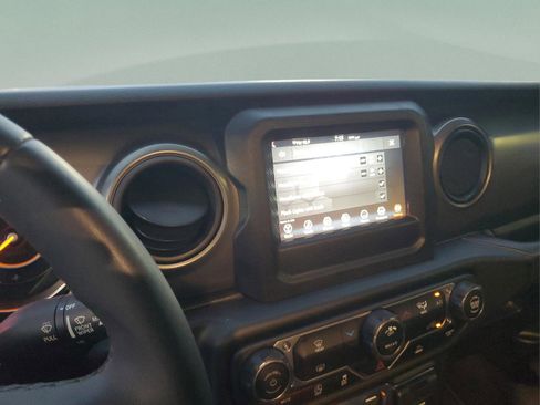 Certified 2023 Jeep Wrangler Willys image 15