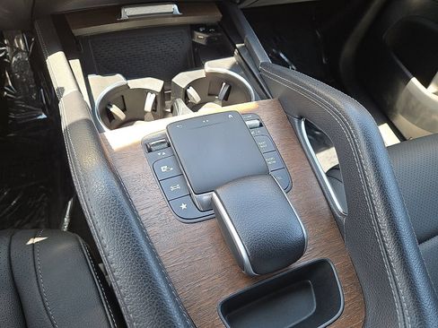 Used 2021 Mercedes-Benz GLE 350 image 29