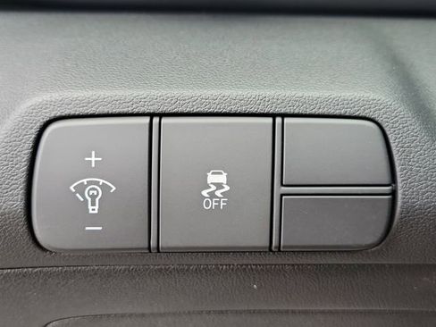 New 2026 Hyundai Elantra Sport FWD image 19