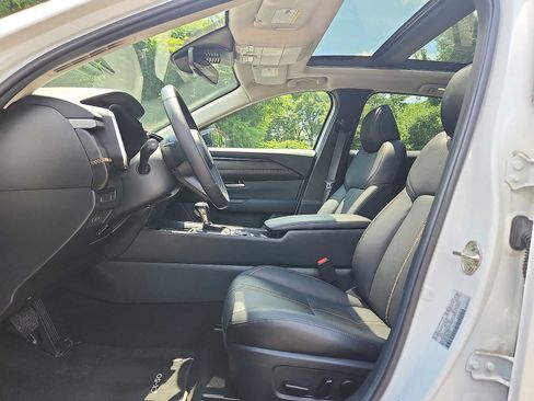 Used 2025 MAZDA CX-50 AWD 2.5 S w/ Premium Plus Pkg image 13